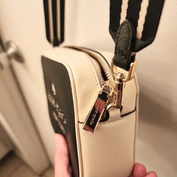 Kate Spade Black and Cream Camera Crossbody Bag - Picture 4 of 6